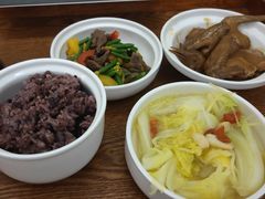 -雪梅月子中心(华侨城店)