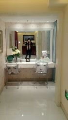 -咪咪专业脱毛连锁机构