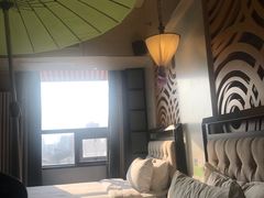 -喜鹊愉家酒店(郑州曼哈顿博览中心地铁站店)