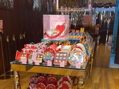 -VENCHI 闻绮(上海佛罗伦萨小镇店)