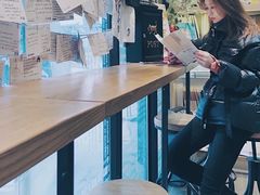 -钟书阁(珍园店)