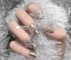 -Pink You美甲美睫纹绣定制中心