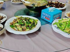 -金卯白肉罩火烧