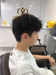 点击看大图 -尤司男士国潮理发馆