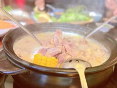 -大匠工房古船木艺术餐厅·猪肚鸡专门店(长白仙岛店)