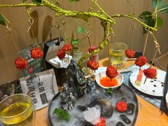 -一朵菌·野生菌探索家火锅(南亚店)