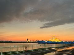 -泰达航母主题公园