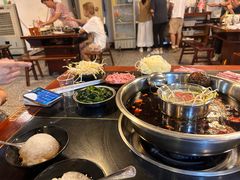 -邓莽子老火锅(中兴路总店)