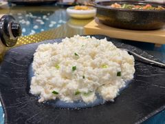 -华凌山庄·隐湖栖