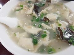 -咕嘟草帽鱼·牛奶一样的鲜鱼汤(天鹅湖万达广场店)
