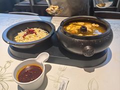 -云海肴·汽锅鸡·云南菜(天山百盛优客店)