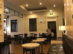 大堂-星巴克臻选(广州沙面店)