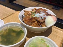 -熊吞·大碗丼烧肉饭(西市场嘉华店)