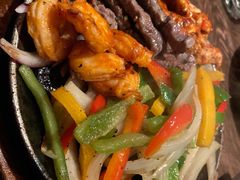 牛柳鸡肉鲜虾三拼法基塔-Q MEX 库迈墨西哥餐吧(三里屯店)