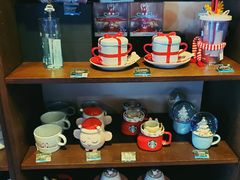 -星巴克(济南丁豪广场店)