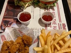 -The Habit Burger Grill 哈比特汉堡(复兴soho店)