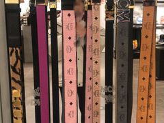 -MCM(比斯特上海购物村店)