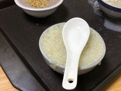 糯米饭-没牙伯花生汤店(老药洲店)