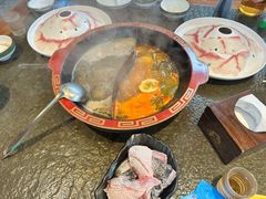 -景明轩•养生酸汤鱼火锅 云贵鲜菌 现舂野果酸汤(王寨小区店)