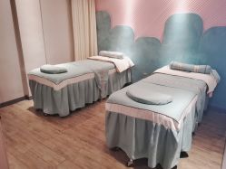 -PE SALON