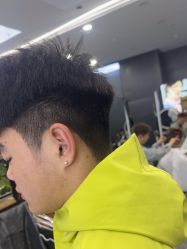 -藤野造型·烫·染发型设计店