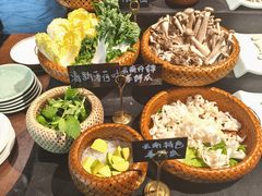 -余欢领鲜火锅(新街口店)