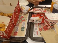 -肯德基(岱宗店)