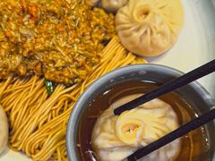 -馋三尺蟹粉小笼(人民广场店)