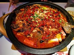 -鸣记脆皮烤鱼·海鲜烤鱼(三八广场店)