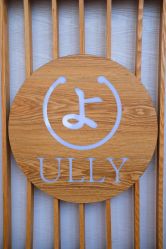 -宥莉·ULLY 痘敏肌•科技皮肤管理中心