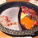 尤其是小料很齐全,最近冬天都去这边吃的火锅