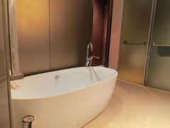 -广州天河希尔顿酒店