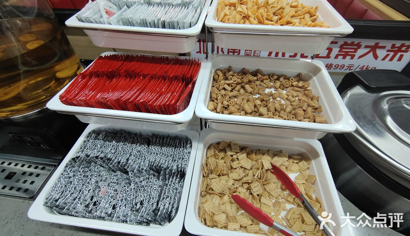 一家很受学生欢迎的烤肉店