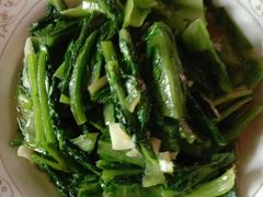 -爱的果实月嫂育婴师(世纪东方店)