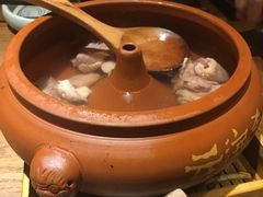 -云海肴·汽锅鸡·云南菜(天山百盛优客店)