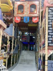 -meland亲子乐园•派对•研学(苏州悠方购物中心店)