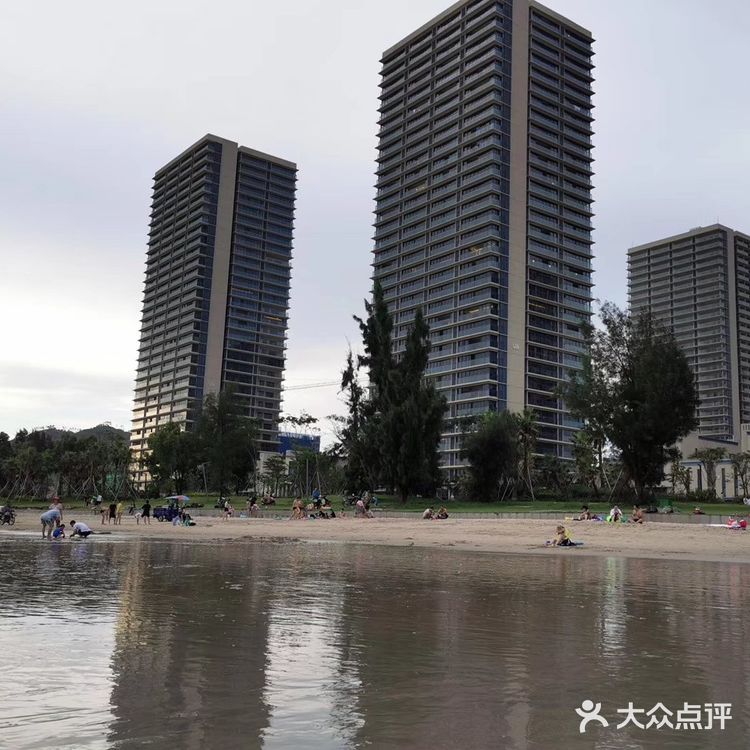 假期过去爽爽的，特别喜欢这海景，面朝大海，可以发呆