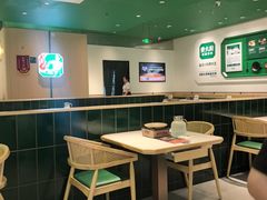 -费大厨辣椒炒肉(房山龙湖天街店)