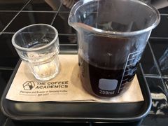 -The Coffee Academïcs(铜锣湾店)