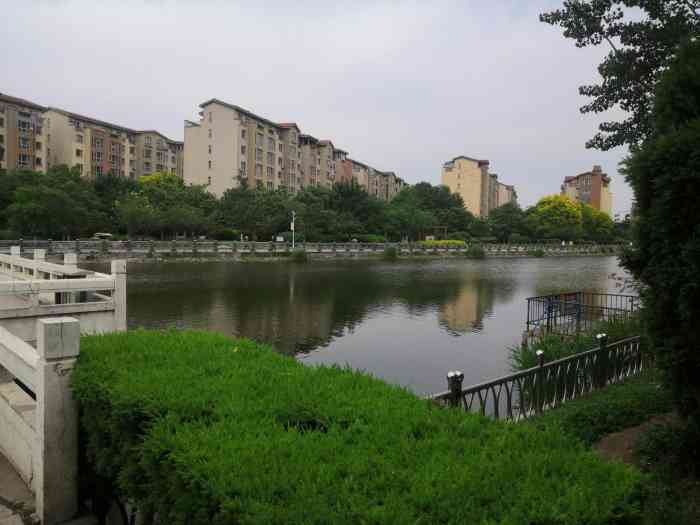 滨河公园-"今天跟朋友来了腾鳌市内的一个公园,这个公.