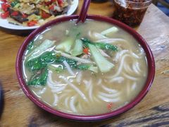 -牛八宝桂林米粉(八里庄店)