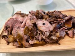 -巢香扣肉馆