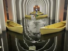 -涨巢·潮玩水疗局