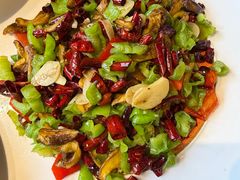 滇味爆炒见手青-桥边小楼·手工云南菜·丽江地标美食