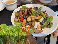 -阿山卓·野生菌火锅·纳西火塘烤肉