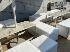 -UNI UNI(环亚凯瑟琳店)