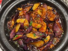 鱼香茄子煲-新雅粤菜馆(南京东路店)