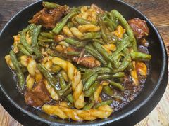 铁锅排骨豆角焖卷子-百花人家(门城水岸店)