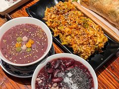 -八月美食小馆(银泰城总店)