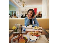 -荟景阁葡国餐厅